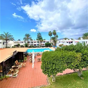 Cozy One Bedroom With Spacious Terrace. Pool And Garden View , Costa del Silencio España